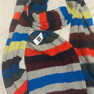 GAP Multicolor Striped Knit Scarf and hat (set)       4 sets available .